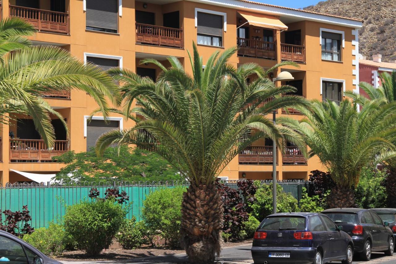 Spacious Apartment With Large Private Garden In Palm Mar Extérieur photo
