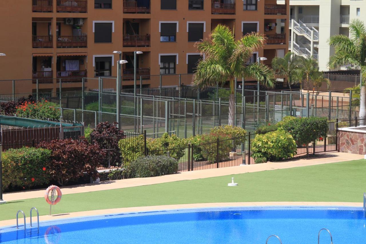 Spacious Apartment With Large Private Garden In Palm Mar Extérieur photo