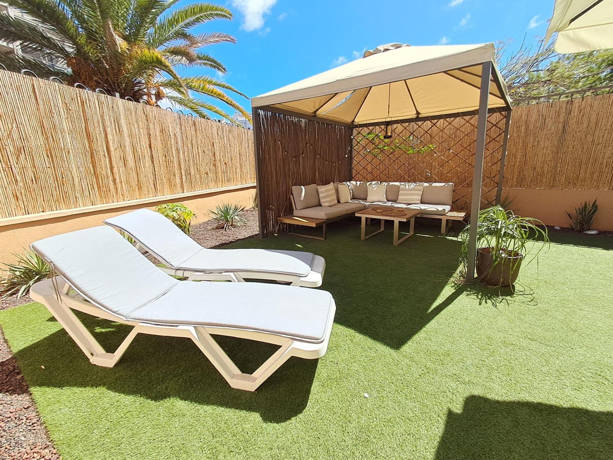 Spacious Apartment With Large Private Garden In Palm Mar Extérieur photo